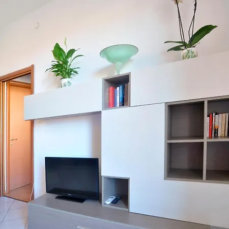 Alcazar Town Center Daire Sanremo