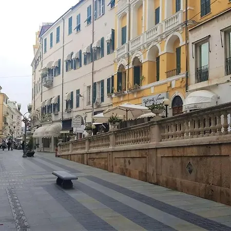 Daire Alcazar Town Center