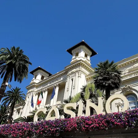 Alcazar Town Center Daire
