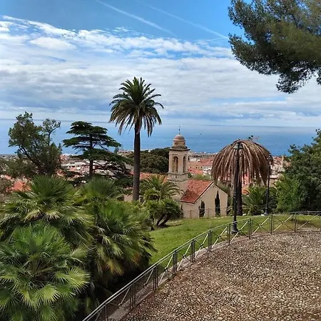 Alcazar Town Center Daire